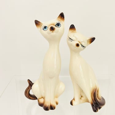 Vintage 1970s MID Century MOD Long Neck Porcelain Siamese Cats 1978 Japan Choice Imports 