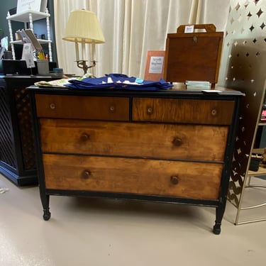 Henry vintage dresser | chest 