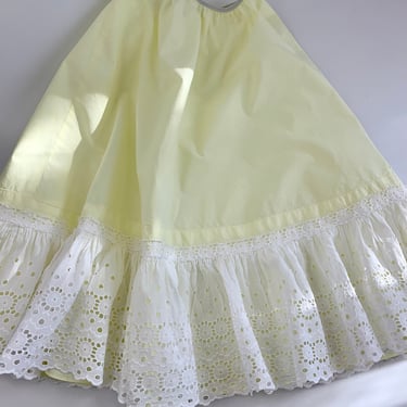 1950'S Petticoat Crinoline -  2 layers - Pale Yellow Cotton - Gathered White Cotton Eyelet Trim Detail - Women's Size Medium 