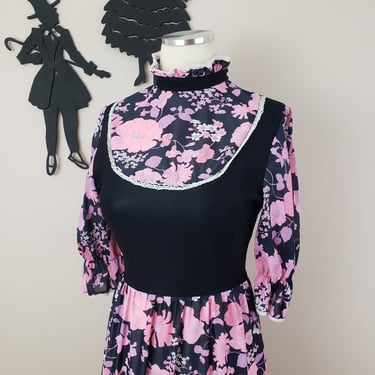 Vintage 1960's Floral Maxi Dress / 70s Pink Dress XS/S 
