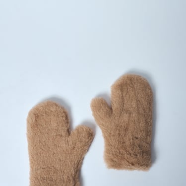 Max Mara Women Teddy Fabric Mittens