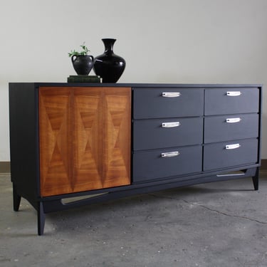 AVAILABLE**Black and Wood Mid Century Modern Credenza//Refinished MCM Sideboard//Vintage Modern Media Console//Painted Mid Century Dresser 