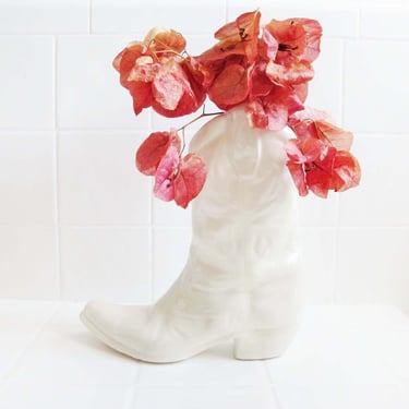 Vintage Ceramic Cowboy Boot Vase - White Cowboy Boot Flower Vase - Western Quirky Home Decor - Best Friend Gift 