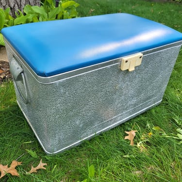 Retro Wards Westernfield Cronstroms Blue and Silver Metal Cooler 