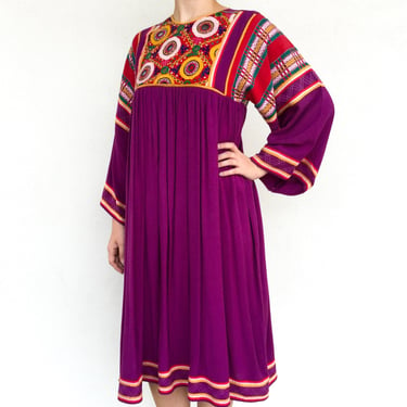 Vintage VTG 70s 1970s Purple Festival Embroidered Boho Bohemian Mid Length Long Sleeve Kaftan Caftan Dress with Mirror Inlay 