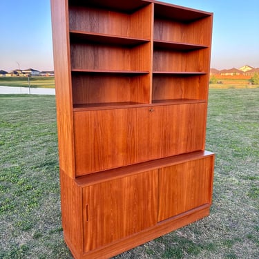 Free Shipping - Mid-Century Danish Modern Teak 2-Piece Bookcase, Secretary, Credenza Unit Designed by Poul Hundevad 