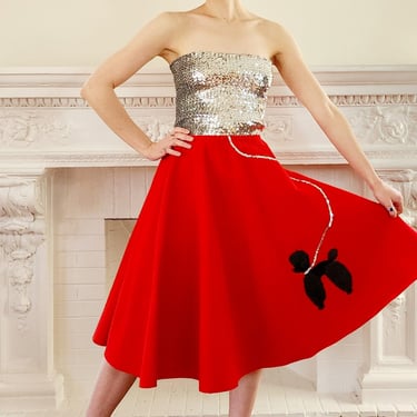 True Vintage 1950s Poodle Skirt in Red Felt w-Elastic Waist M 