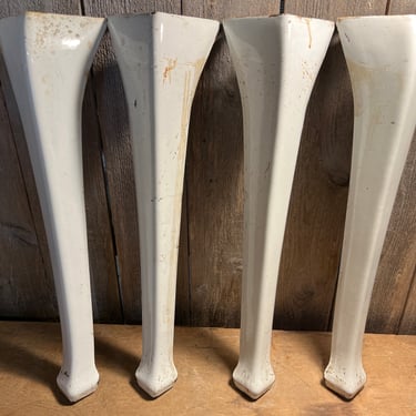 Vintage Enamel Cast Iron Legs 5.5” x 20.5”