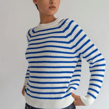 Phoebe Sweater in White/Blue