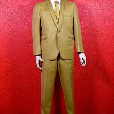 Stunning 1960s Gold Sharkskin / Tonic Mod Suit By Wall Street Clothes 