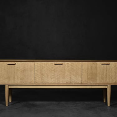 Mid-Century Modern Scandinavian Sideboard in Straw-Colored Oak, 1970s 