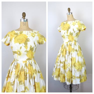 Vintage 1950s rose print dress fit and flare full skirt yellow floral 