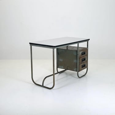 Industrial Bauhaus Tubular Steel Vintage Desk produced by Vichr & Co - 1930s 