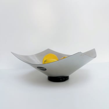 STAINLESS STEEL LOBO FRUIT BOWL BY SILVIO COPPOLA FOR ALESSI, 90's