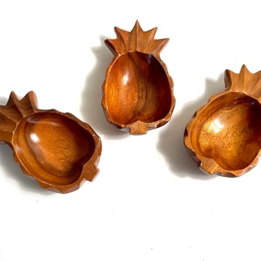 Vintage Carved Trio of Monkey Pod Pineapple Mini Serving Bowls 