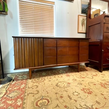 United Furniture Co. Midcentury Modern Credenza