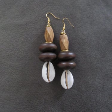 Bold chunky cowrie shell and brown wooden earrings 