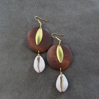 Large wooden and cowrie shell earrings 