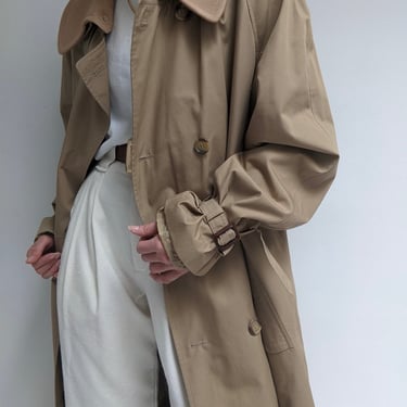 Amazing Vintage Khaki Trench Coat