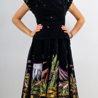 1950s Black Velvet Hand Painted Mexican Souvenir Circle Skirt and Top Set