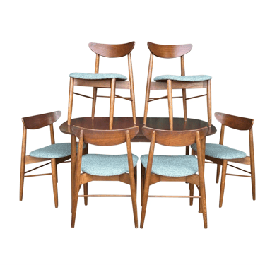 Mid-Century Modern Stanley Walnut Danish-Style Dining Set With 6 Chairs