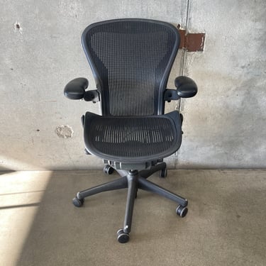 Herman Miller Aeron Desk Chair Size B (#1)