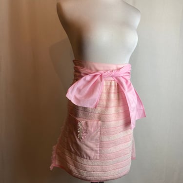 50’s 60’s sweet & pink MCM Apron half apron with Big pink cotton bow with pocket cloth towel material 