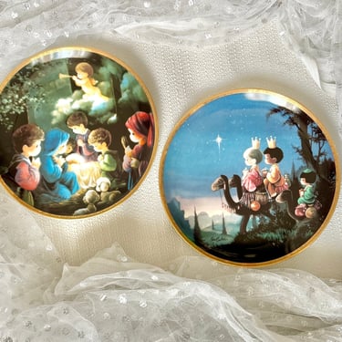 Nativity Scene, Collectible Plates, Precious Moments, Holiday Decor, Limited Edition, 1991 Vintage 