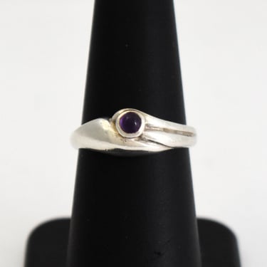 70's sterling amethyst size 6.75 Modernist flower band, 925 silver purple cab abstract floral ring 