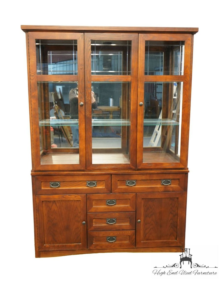 ARCESE BROTHERS FURNITURE Solid Oak Mission Shaker Style 56" Lighted