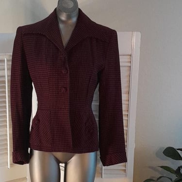 Vintage 40s Red and Black Wool Jacket/ Blazer / Great Silhouette / Pockets / Med!!!! 