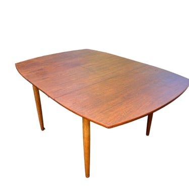 Vintage Mid Century Modern Dining Table with Butterfly Leaf Extensions 