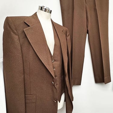 1970s 3 Pc Suit Men's 44, Brown Polyester Leisure Suit, Vest, Pants, Blazer Jacket Vintage By Johnny Carson Sport Coat Trousers Disco 