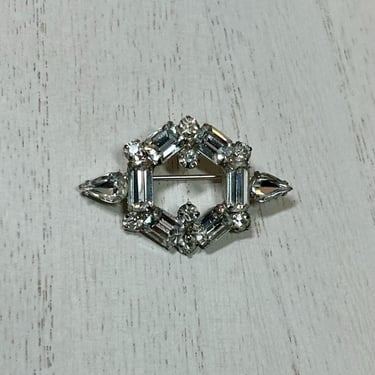 Small Round Vintage Rhinestone Brooch 