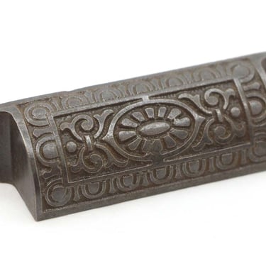 Antique 3.125 in. Victorian Cast Iron Bin Pull