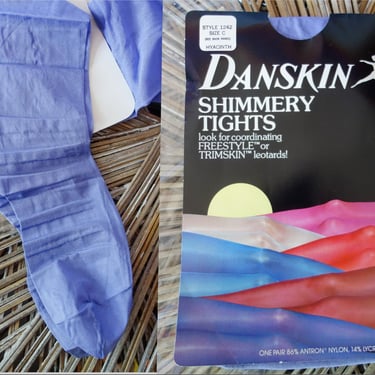 80s Danskin shimmery tights size C hyacinth, deadstock new in package, vintage dance wear fashion lavender purple pantyhose lycra spandex 