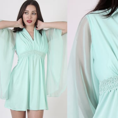 70s Mod Disco Kimono Dress / Sheer Mint Chiffon Angel Sleeves / Disco Party Outfit /  Solid Crochet Bodice Detail Mini 