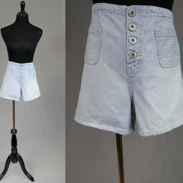 90s LA Blues Striped Shorts - White w/ Faded Blue Stripes - Button Fly - Cotton Denim - Vintage 1990s - 32