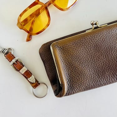 Vintage 70s Distressed Brown Genuine Leather Fold Over Clutch Bag 
