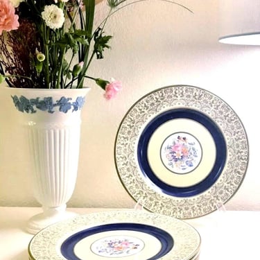 Vintage Johnson Bros. Englad Navy and Gold PAREEK Dinner Plates - Singles 