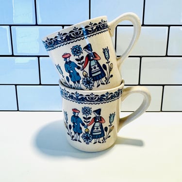 Pair of Vintage Johnson Bros Staffordshire Old Granite Hearts & Flowers Mugs, Made in England, Vintage Stoneware, Coffee Mugs, Blue Mugs 