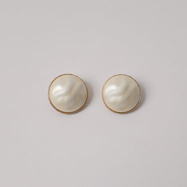 Vintage Schiaparelli Clip-On Earrings