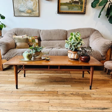 Lane Acclaim Coffee Table