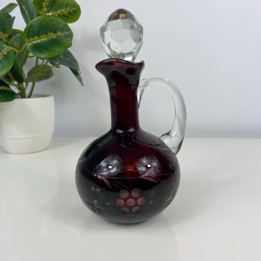 Vintage Ruby Red Glass Cruet, etched floral design, cut glass stopper, Facet Glass, Oil and Vinegar Dispenser, Grannycore kitchen decor 