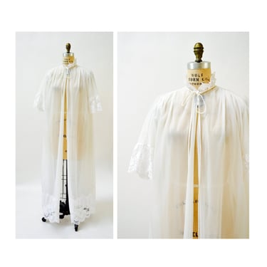 Vintage Peignoir Robe Medium Lace White Ivory Wedding Honeymoon Robe Sheer Nightgown// Vintage Lingerie Peignoir Bridal Wedding 