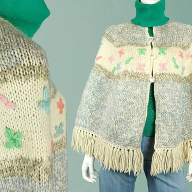 Pastel handknit wool poncho vintage from the 1960s. Space-dyed button up with fringes flowers. No arm holes. (S/M) 