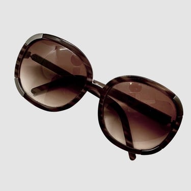 Chloé Oversized Sunglasses, Smokey Tortoiseshell Resin Glasses Frames | French Fashion Designer Eyeglasses, Paris France, Gradient Warm Tint 