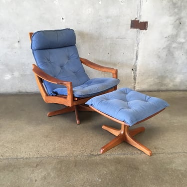 Vintage 1970s Teak Recliner Arm Chair With Ottoman By Lied Mobler