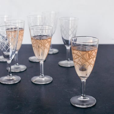 Vintage Etched Wine Glass set of 8