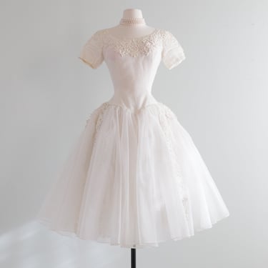 Dreamy 1950's Tea Length Wedding Dress With Floral Lace / XS